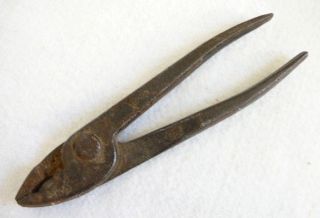 Plier